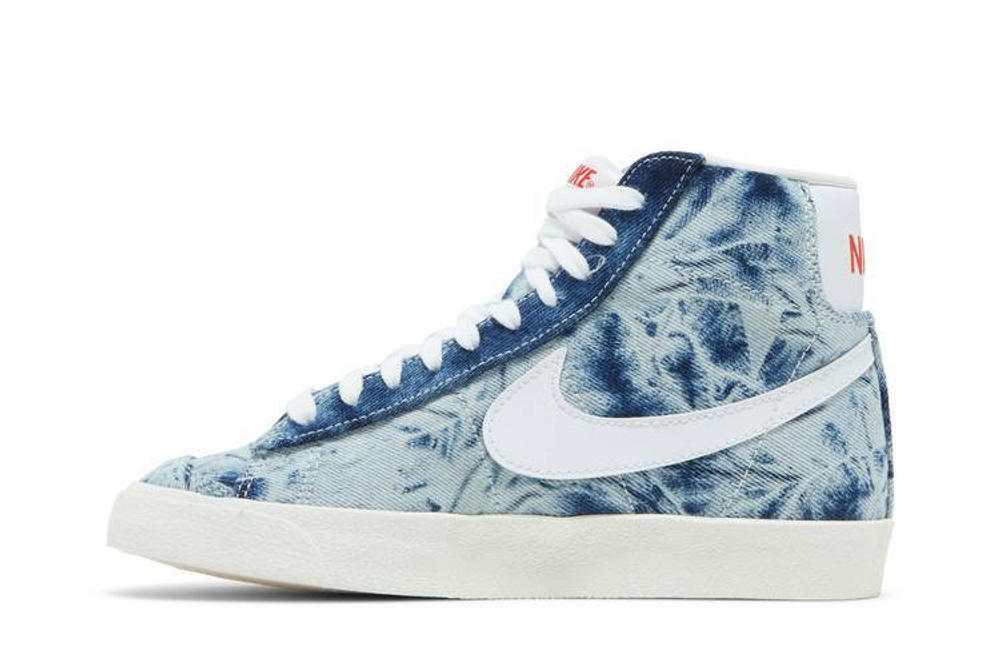 Кроссовки Nike Blazer '77 Multi-Color And White (Женская размерная сетка)