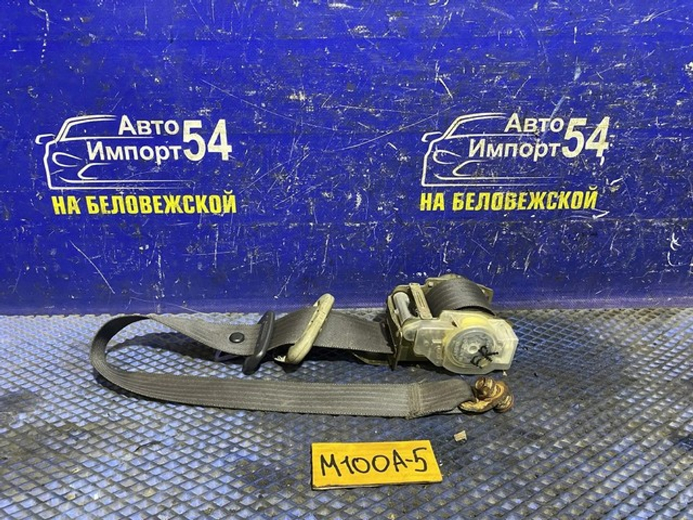 Ремень безопасности передний правый TOYOTA DUET 1998-2000