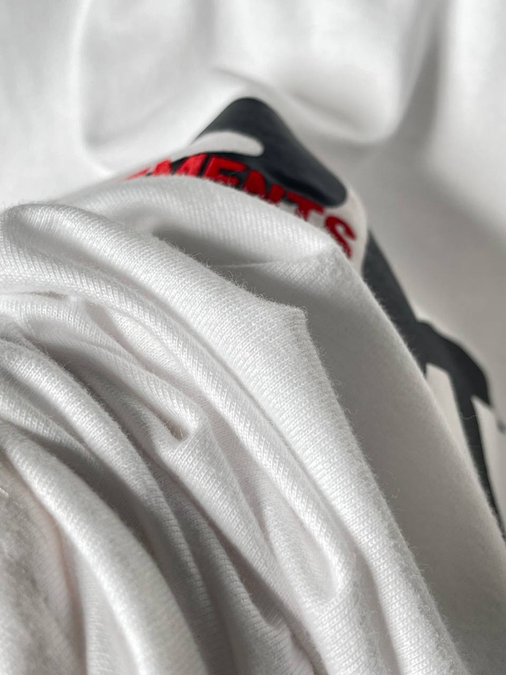 Футболка Vetements