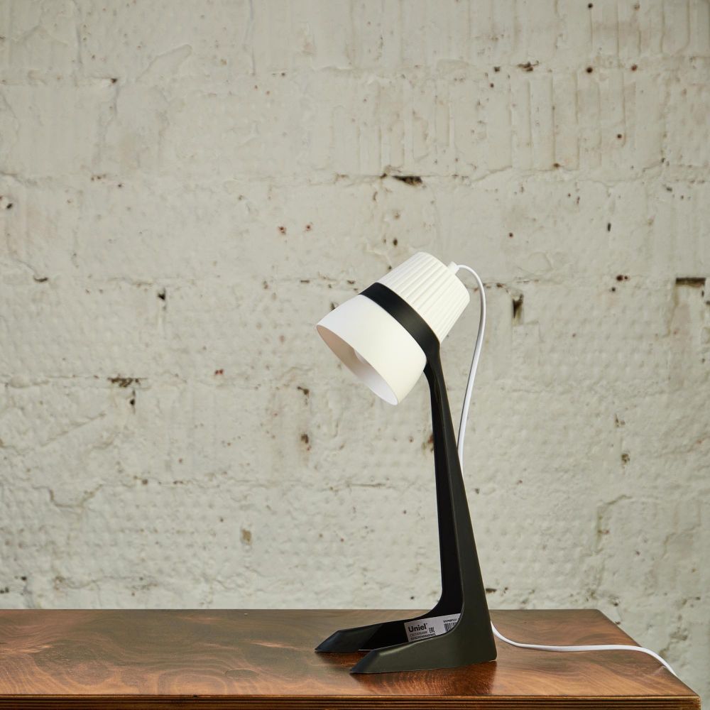 ULO-K22 D-E14-A BLACK-WHITE Светильник настольный. 40W. Цоколь E14. Механический выключатель. Черный с белым. ТМ Uniel