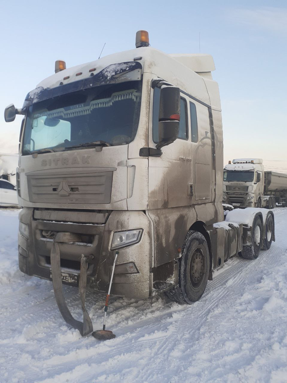 SITRAK C7H 6x4 Седельный тягач ZZ4256V364HE (Дизельный, 12,4 л, 480 л.с., АТ)