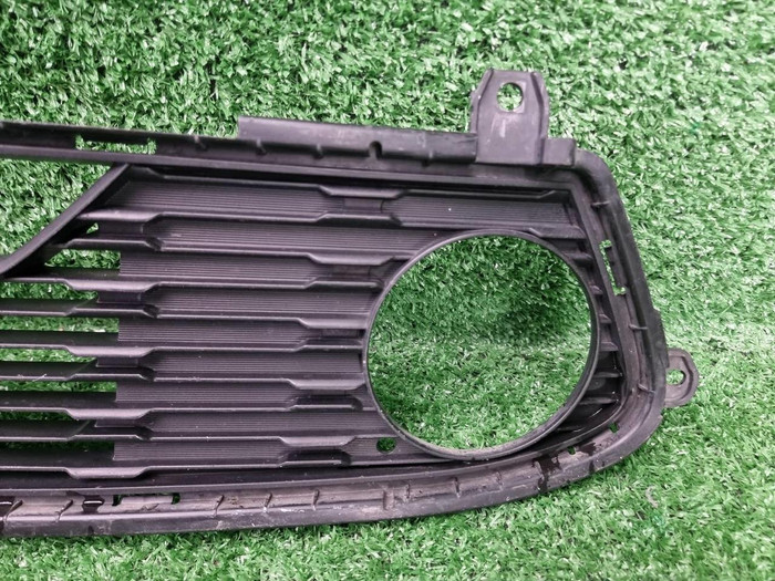 Решетка переднего бампера Kia Cerato 4 (2018-2021)