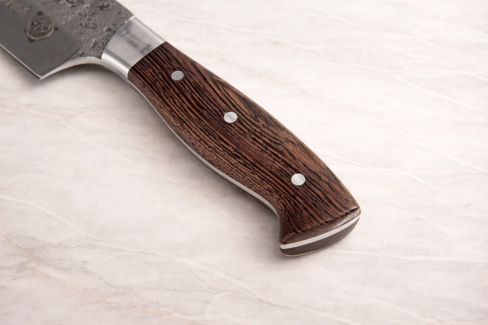 Кухонный шеф-нож "Сыну от отца" со следами ковки, сталь Х12МФ, рукоять венге