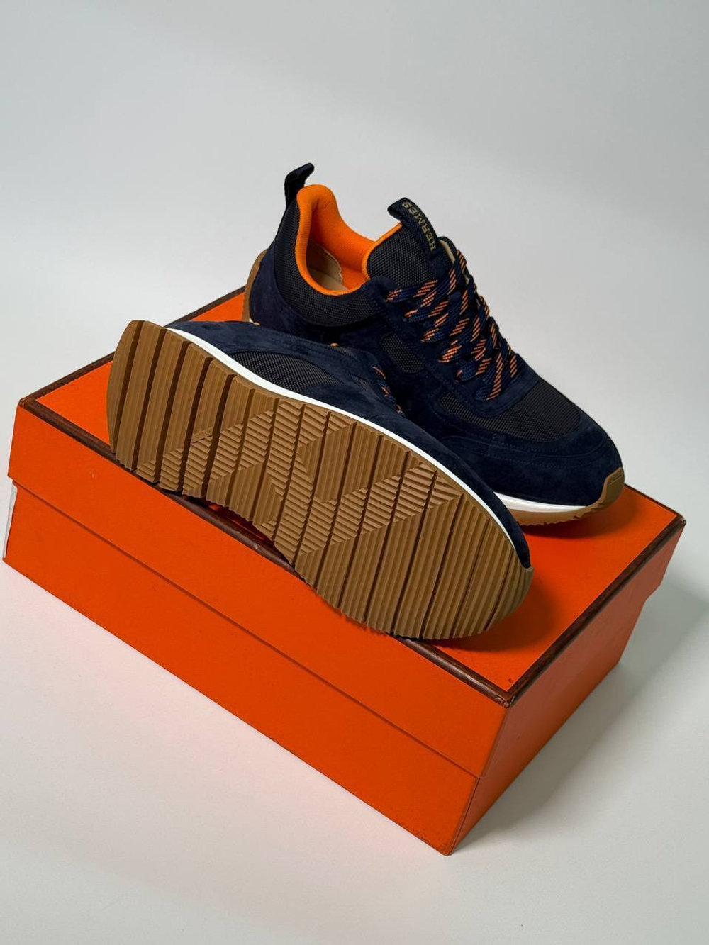 Кроссовки Hermes