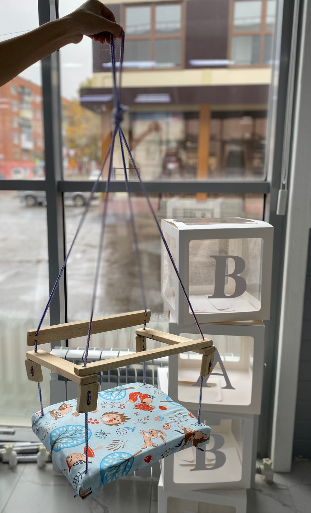 Детские качели с мягким сиденьем