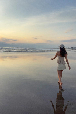 ZARA ТОП С БАСКОЙ НА БРЕТЕЛЯХ, БЕЖЕВЫЙ