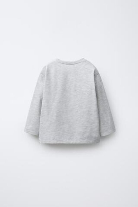 ZARA ФУТБОЛКА С АНИМАЛИСТИЧЕСКИМ ПРИНТОМ И БАНТИКОМ, СЕРЫЙ МЕЛАНЖ