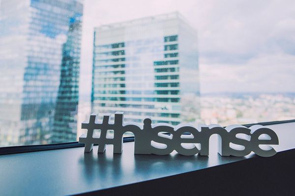 Hisense отмечает юбилей
