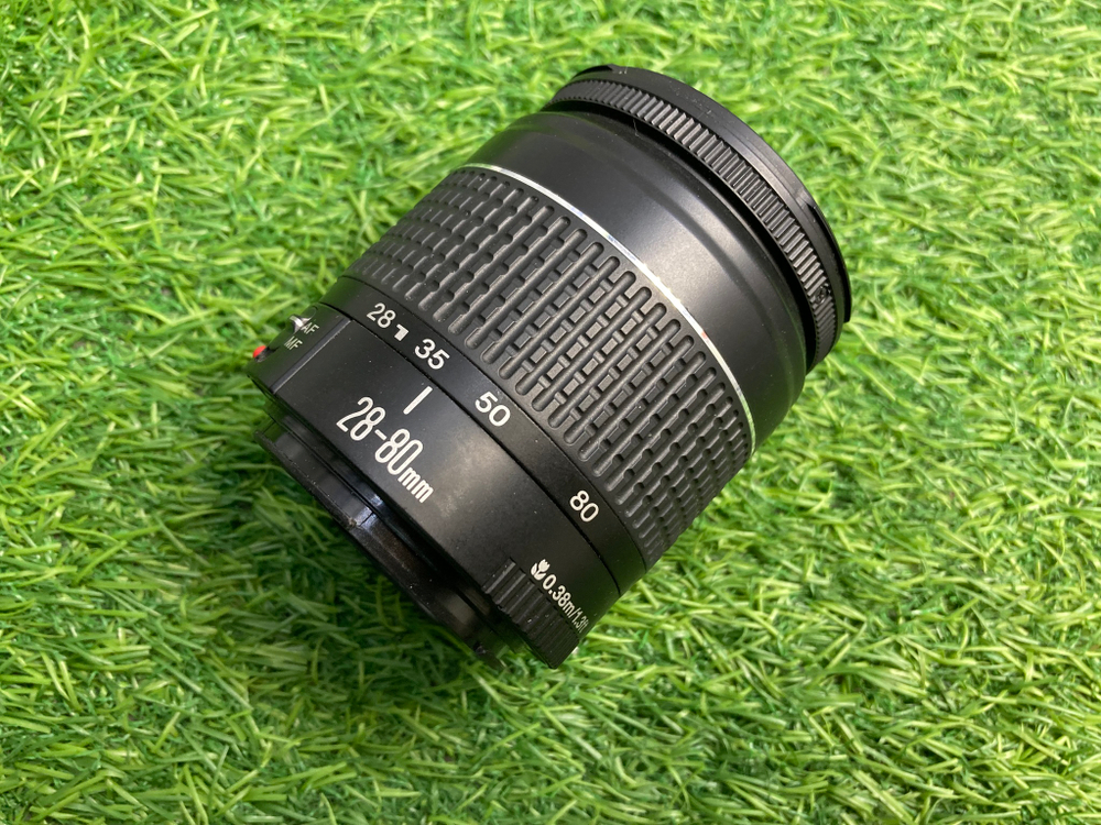 Canon EOS 3000 kit EF 28-80mm 3.5 5-5.6 II