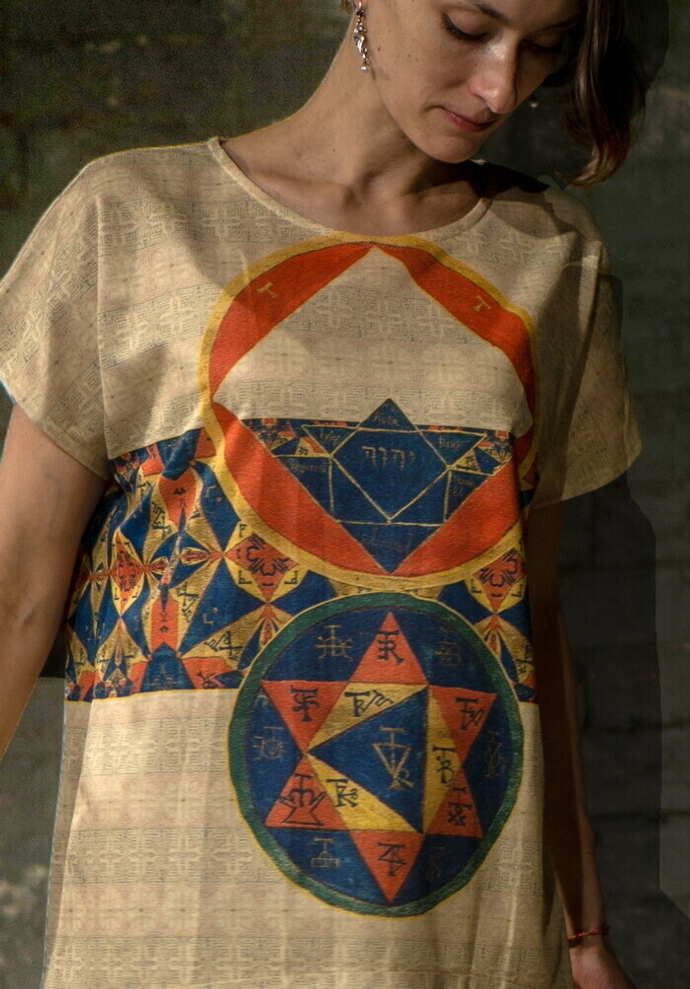 Футболка "Каббала", по мотивам иллюстраций из каббалистического трактата Жана Тено, 16 век.