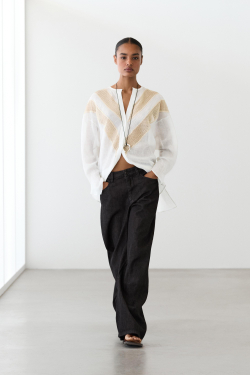 Massimo Dutti Струящаяся рубашка из смесового льна с аппликацией, белый