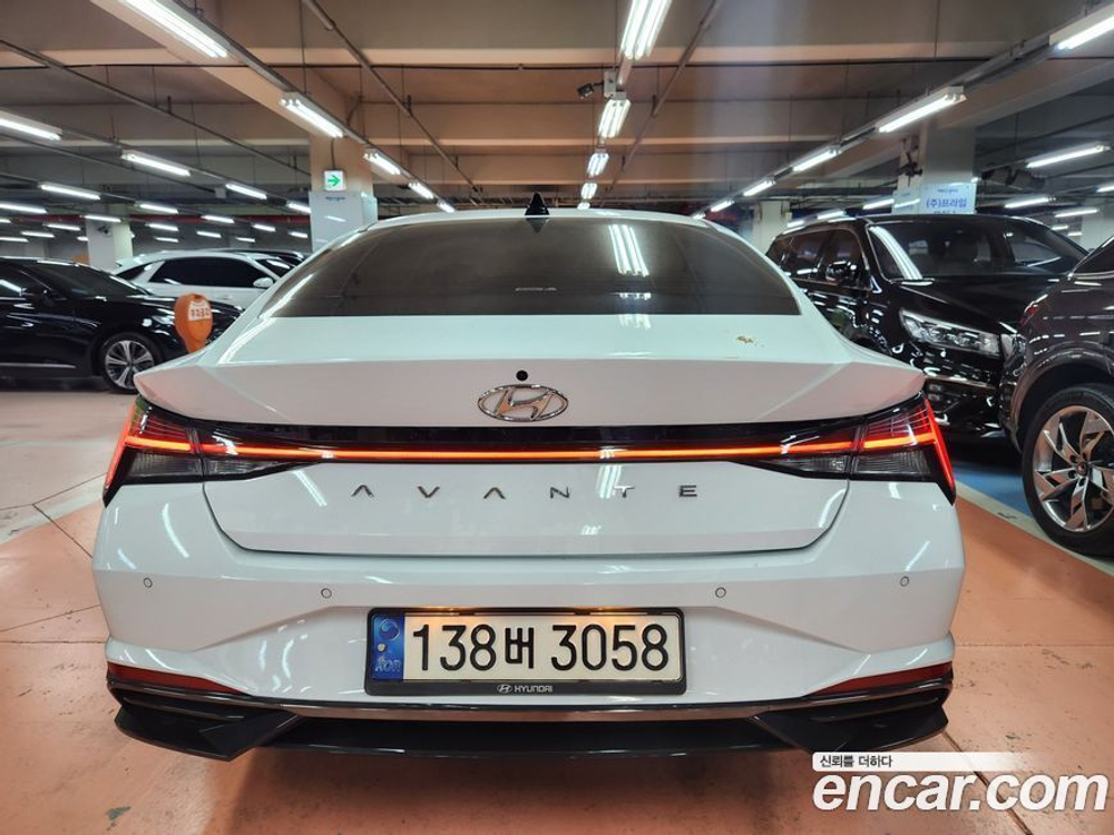 Hyundai Avante (CN7) 1.6 (10.2021)