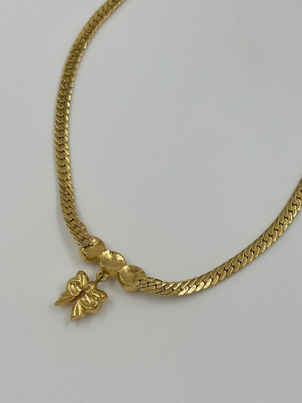 Колье Nina Ricci