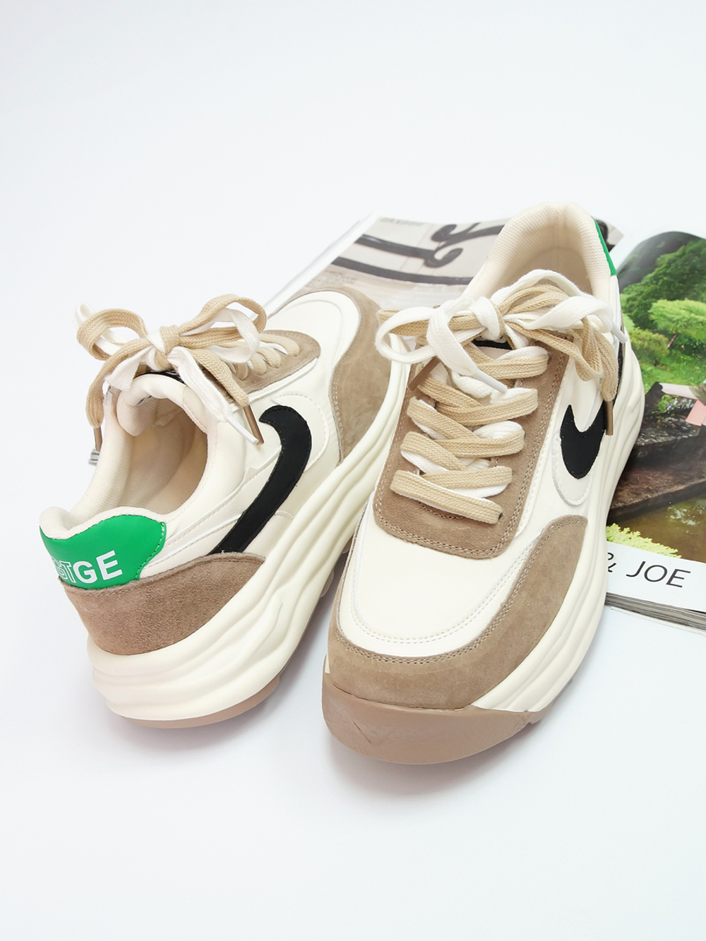 Кроссовки женские демисезонные