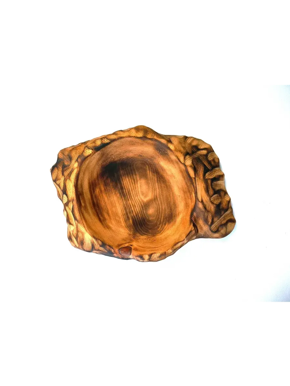 Деревянная сервировочная тарелка из Кедра