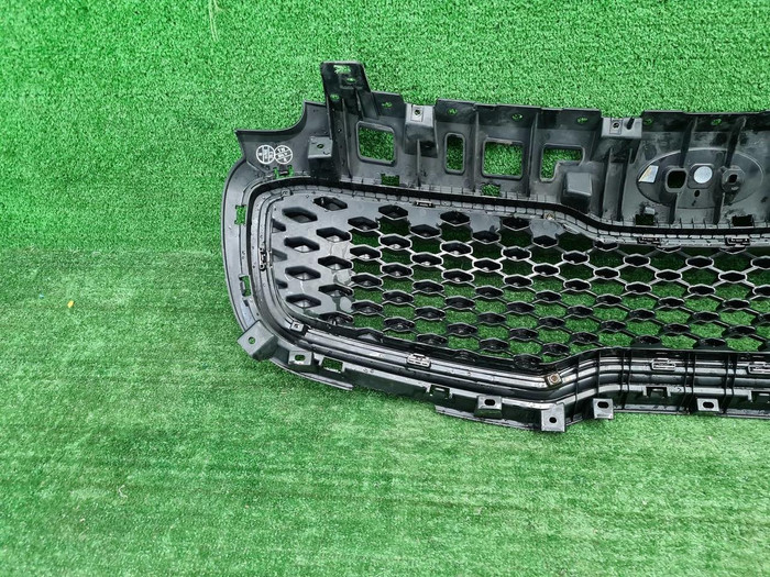 Решетка радиатора KIA Sportage 4 QL (2016-2018)