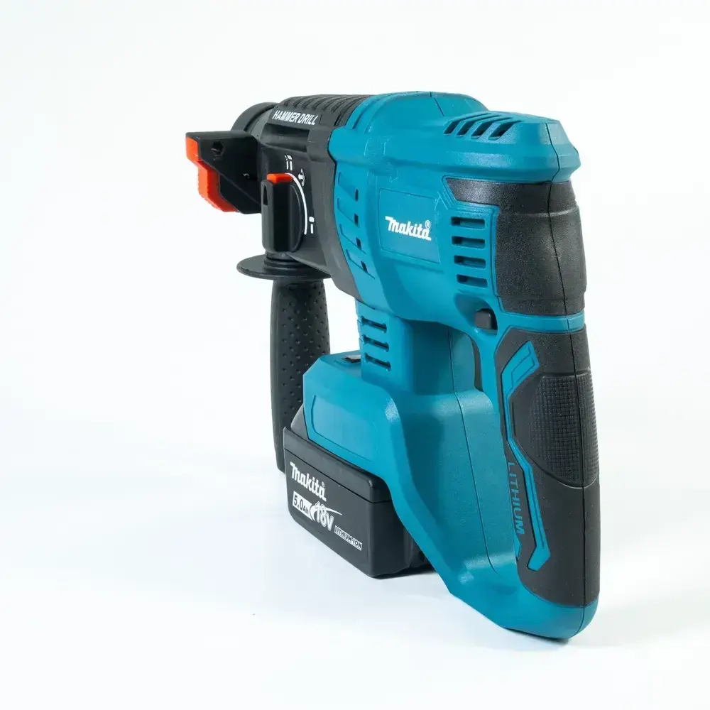 Makita Перфоратор 780 Вт, 2 акк.