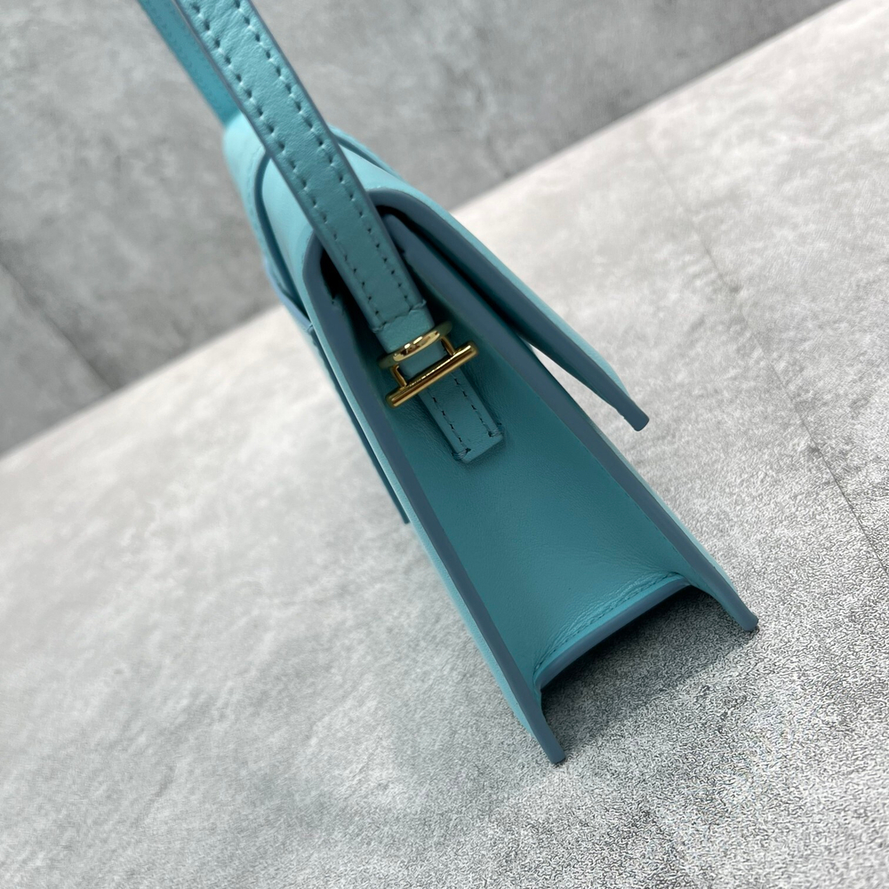 Jacquemus Le Bambino Long 28 cm