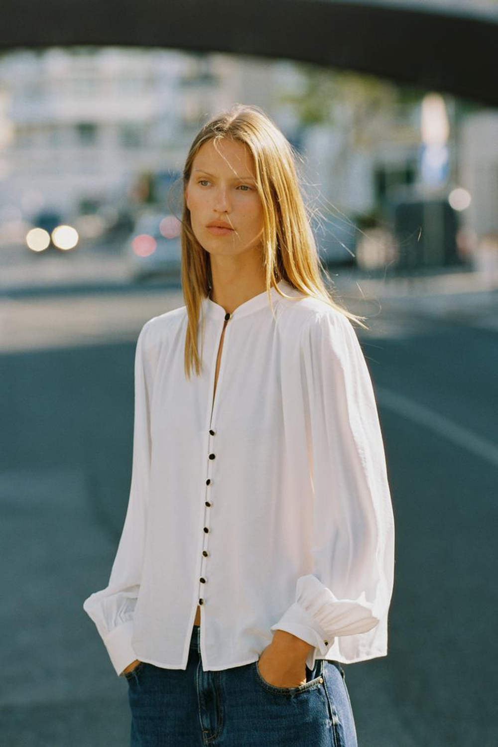 ZARA РУБАШКА С ПОДПЛЕЧНИКАМИ, ЖЕЛТОВАТО-БЕЛЫЙ