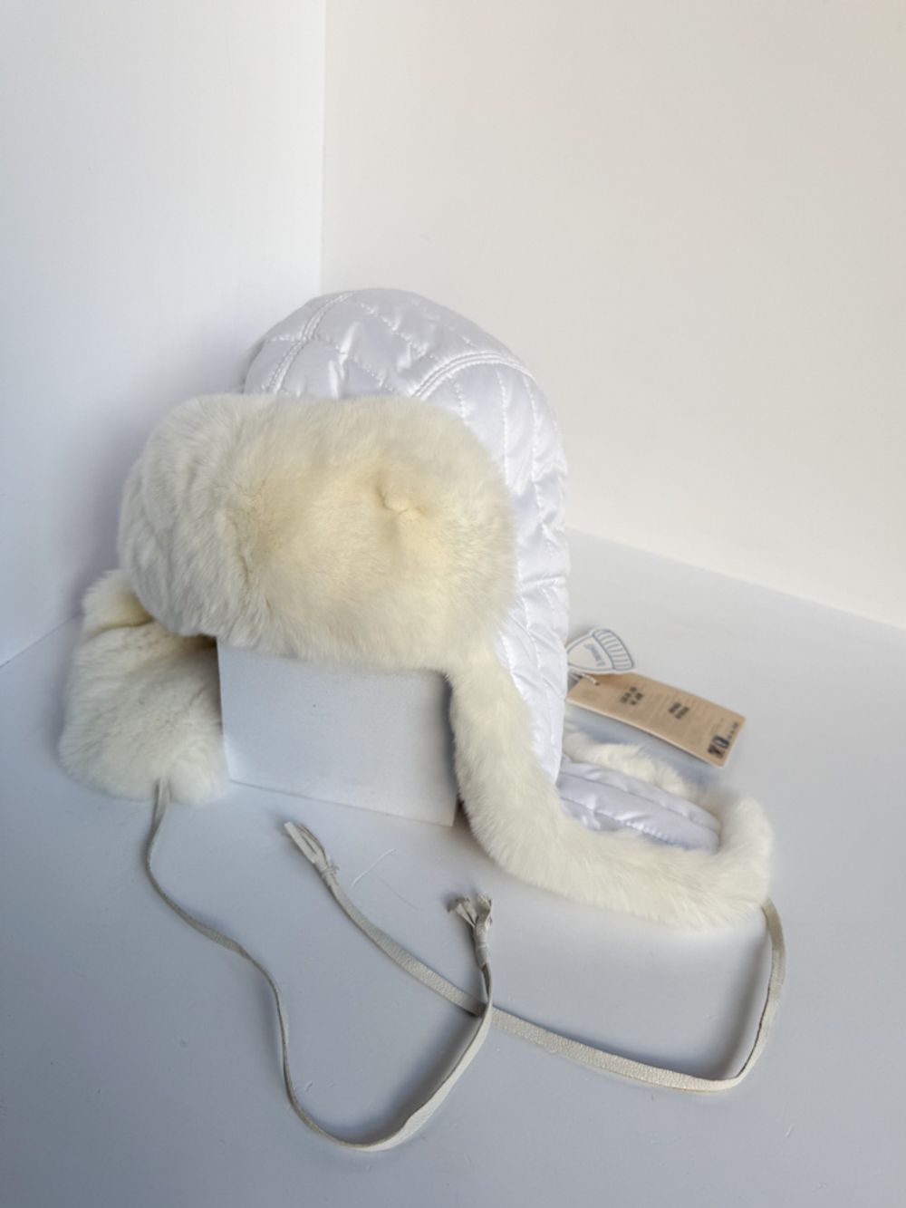 Новая зимняя шапка-ушанка Il Trenino, 98-104