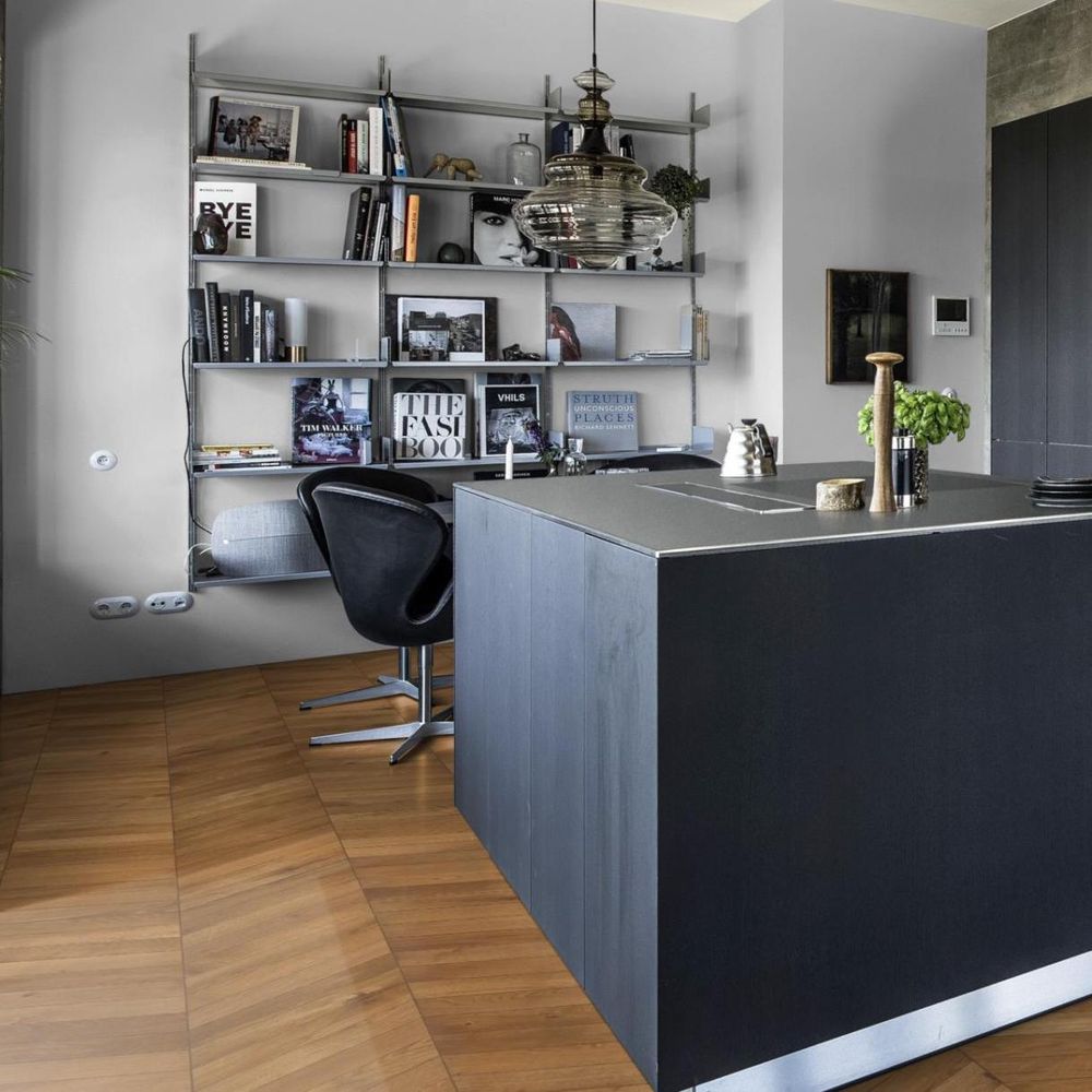 Инженерная доска Kahrs Дуб Шеврон светло-коричневый  LIGHT BROWN