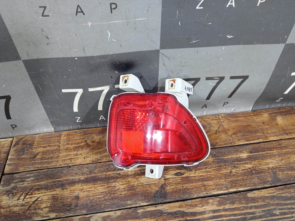 ПТФ задний левый Toyota RAV4 III (XA30) 05-13 Б/У Оригинал 8145642010