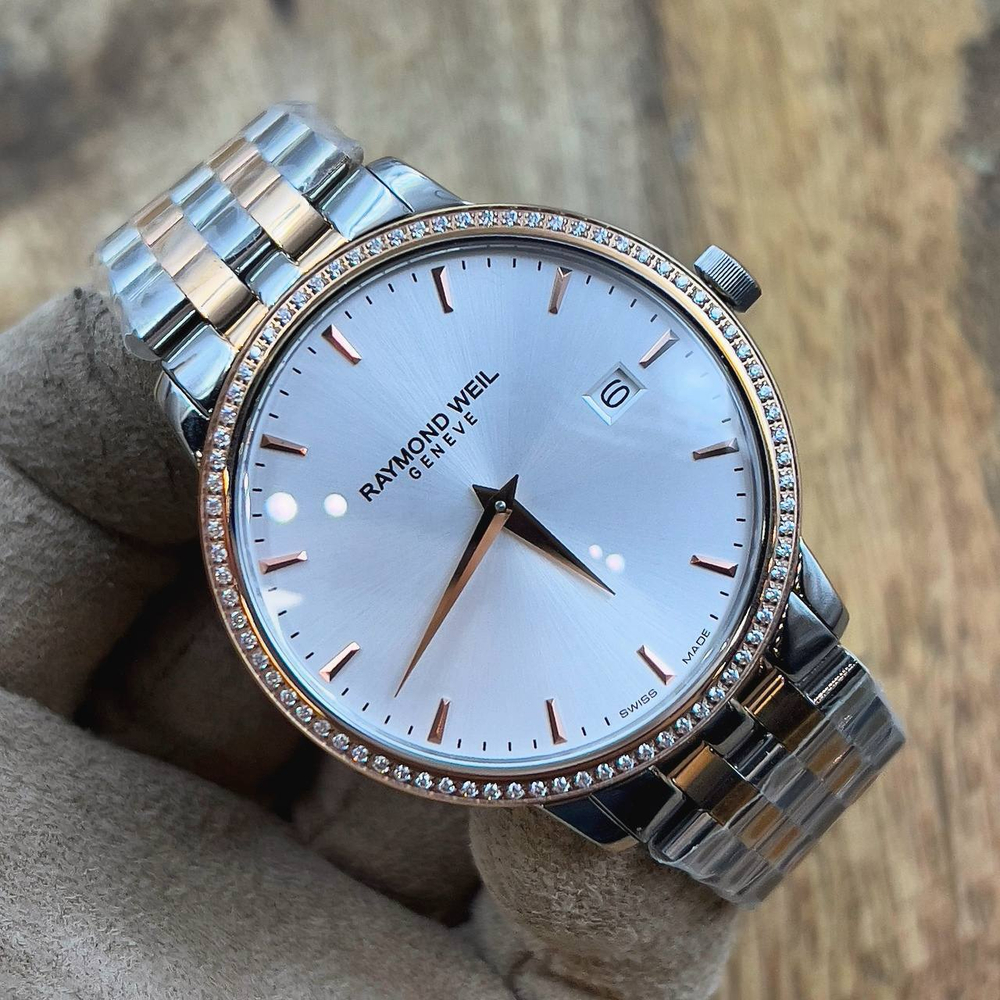 Часы Raymond Weil
