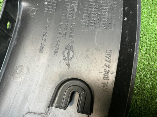 Расширитель правый Mini Countryman F60 (2016-2023)