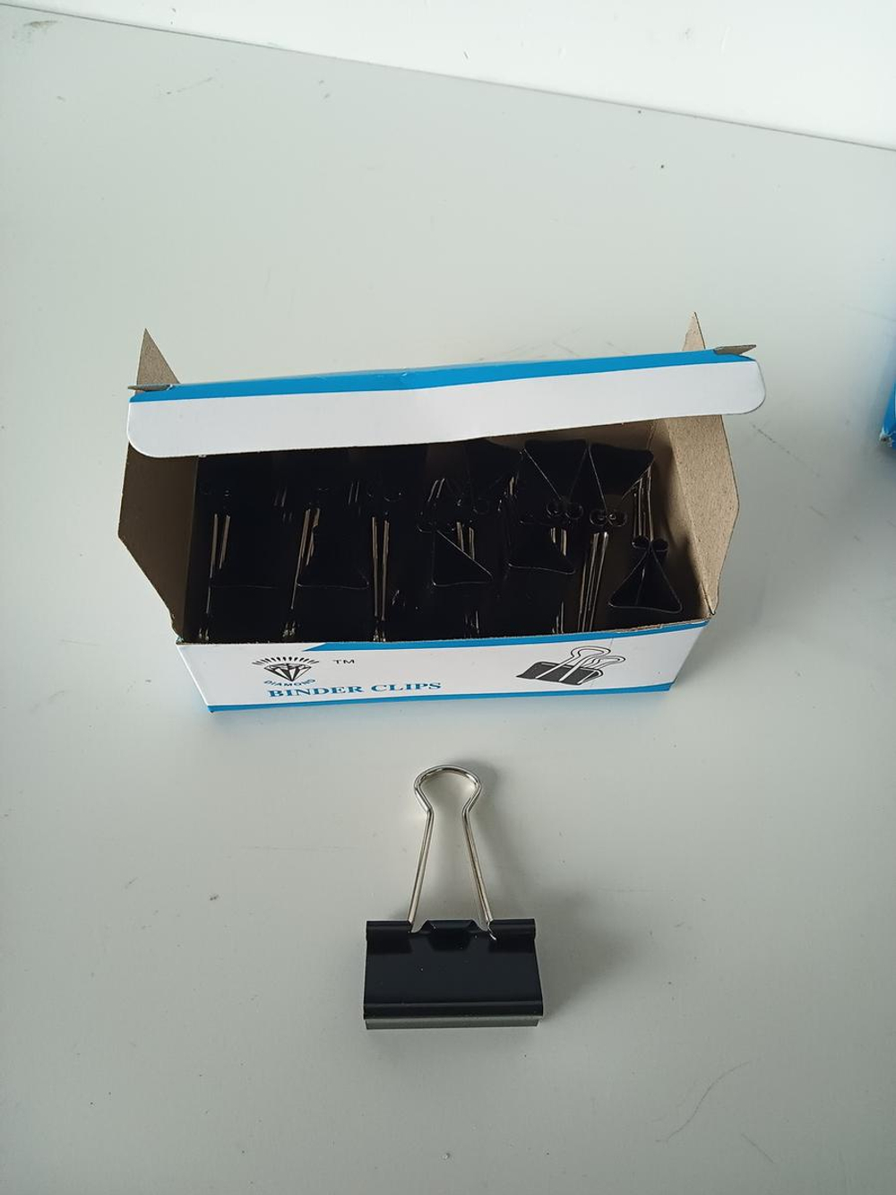 Зажимы для бумаг 32мм, 12 шт, черные, картонная коробка