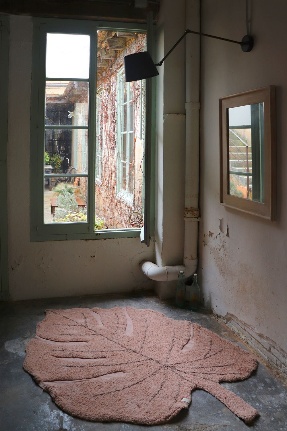 Ковер Lorena Canals Monstera Vintage Nude (120 x 180 см)