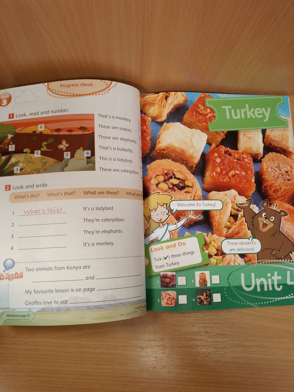 Next Move British English Level 2 Student's Book Pack (+DVD-ROM)