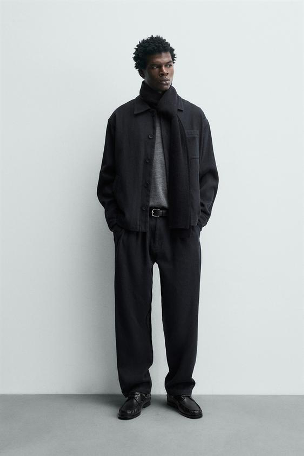 ZARA БРЮКИ REGULAR FIT ИЗ ТВИЛА, МОРСКОЙ СИНИЙ