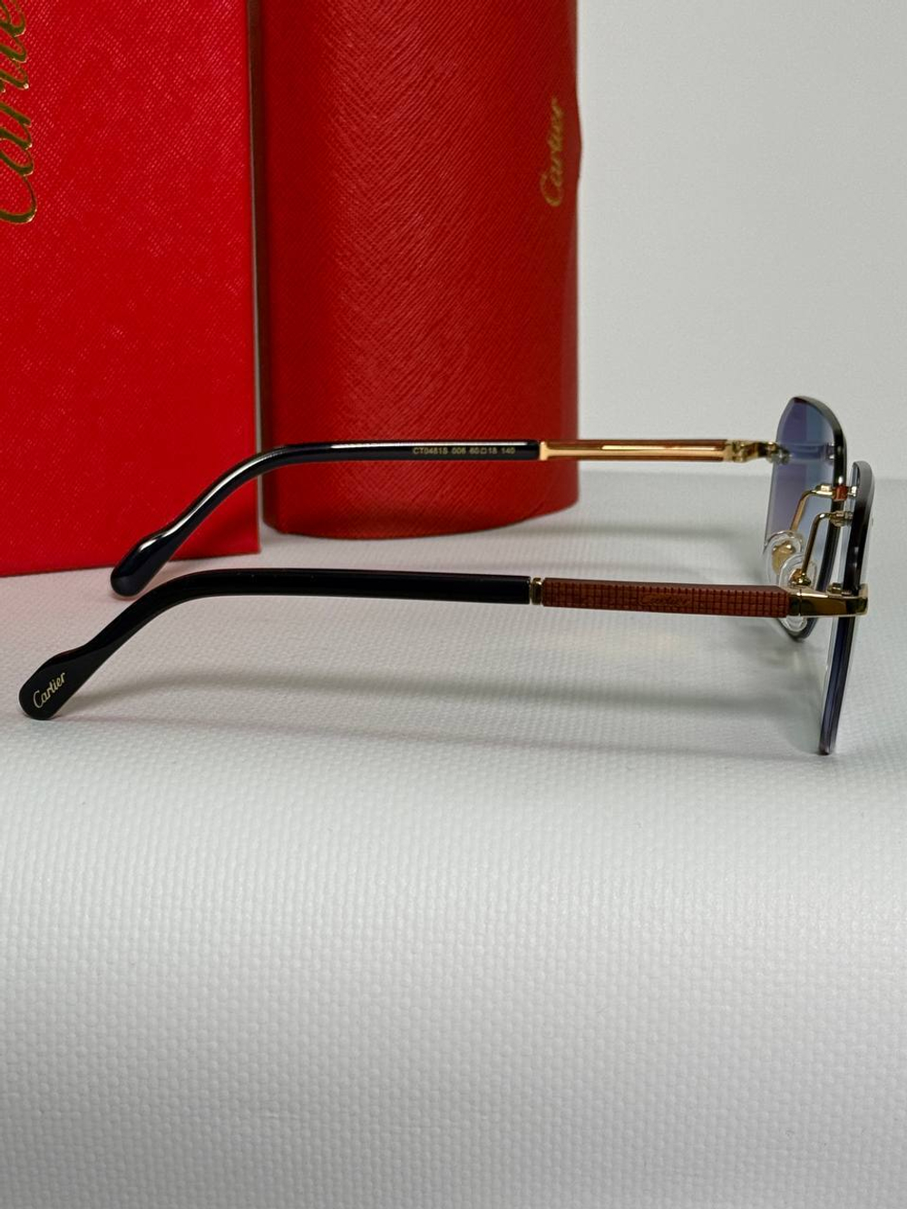 Солнцезащитные очки Cartier