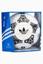 Футбольный мяч adidas FIFA World Cup Mash Up Pro размер 5 - белый