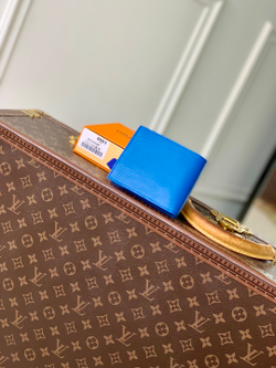 Louis Vuitton Marco Wallet