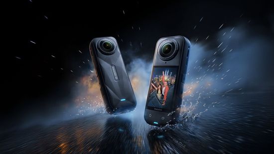Экшн-камера Insta360 X5