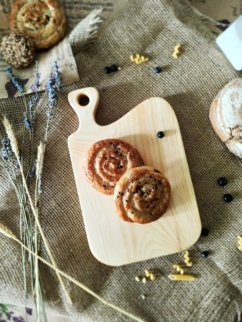 Доска разделочная из дерева сервировочная