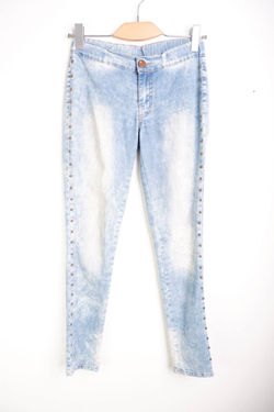 Джинсы Gloria Jeans с заклепками, визуально на 46 размер