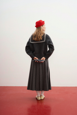 Юбка в складку, серая полоска