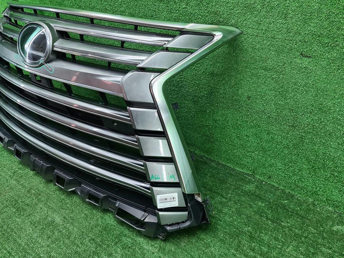 Решетка радиатора Lexus LX 3 (2015-2023)