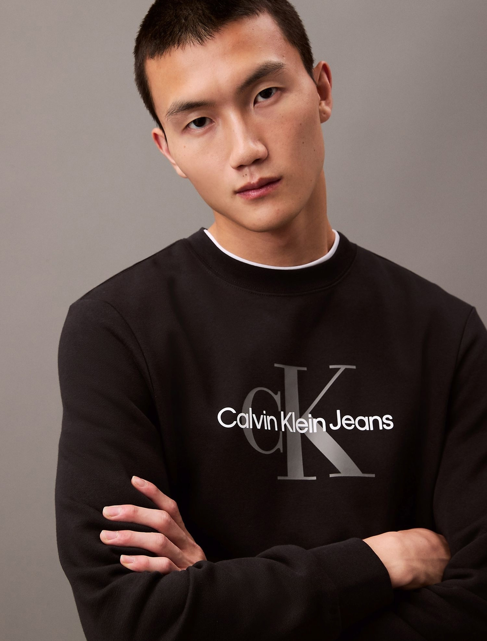 Свитшот Calvin Klein Jeans Monogram Logo Fleece Black Beauty