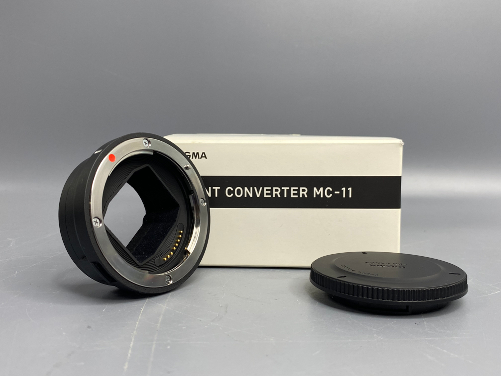 Sigma Mount Converter MC-11 EF-E
