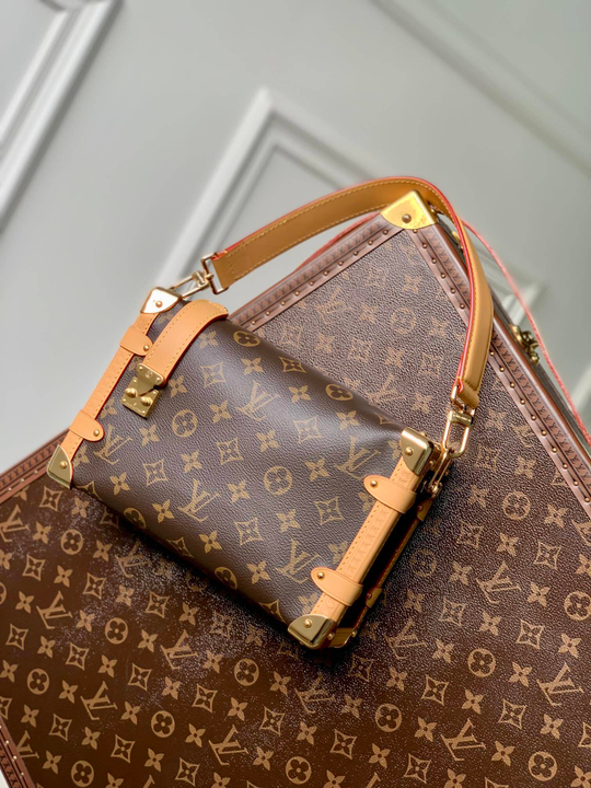 Louis Vuitton Side Trunk MM