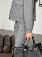 Трикотажный костюм с бомбером серый