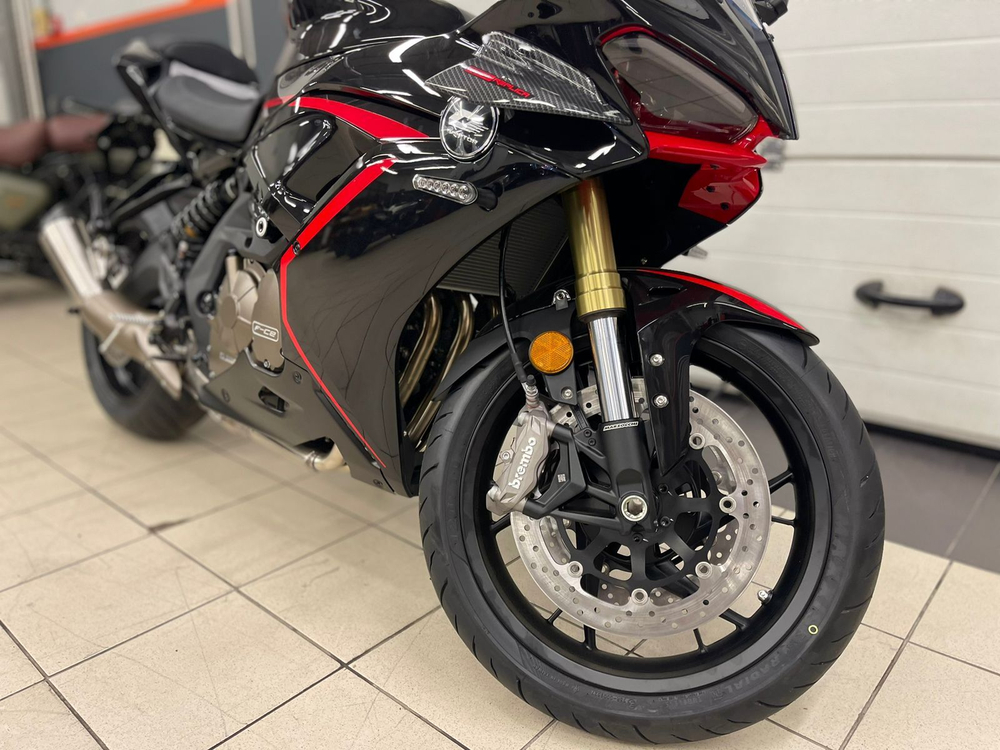 QJMOTOR SRK 600 RC (Black)