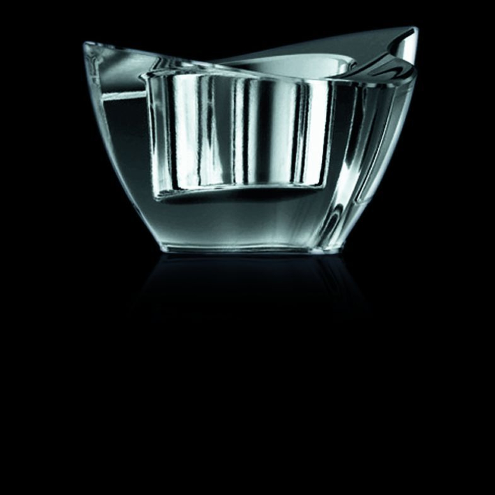 Набор подсвечников 2 шт Nachtmann Manhattan Германия на черном фоне