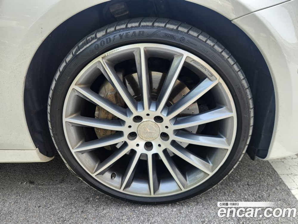 Mercedes-Benz E-Class W213 E350 4MATIC AMG Line (08.2019)