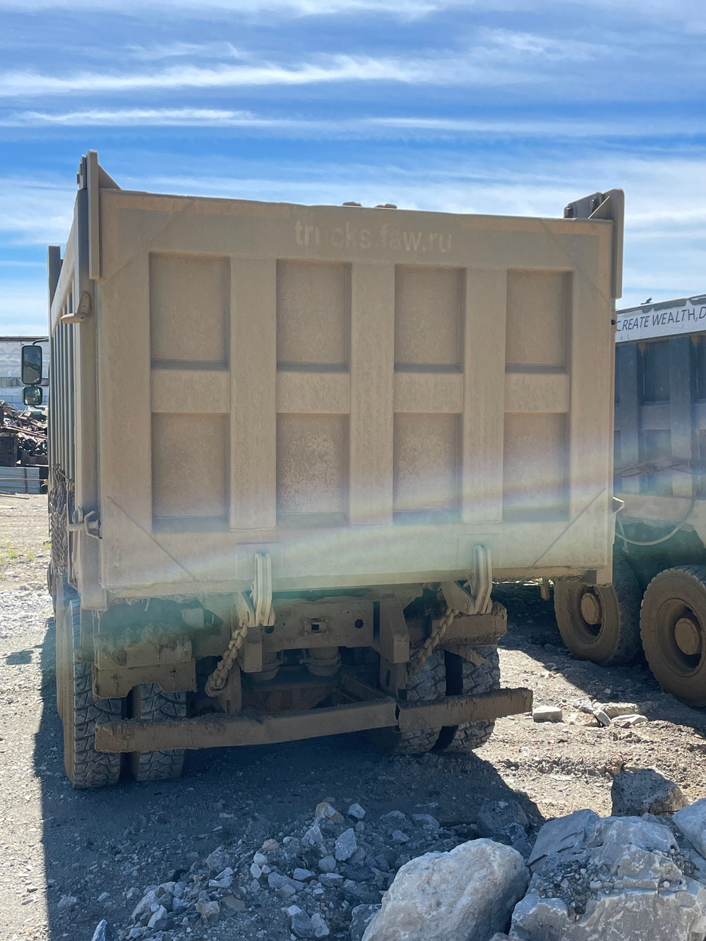 FAW J6 6x6 Самосвал CA3250P66K24L1TE5 (Дизельный, 11,1 л, 420 л.с., МТ)