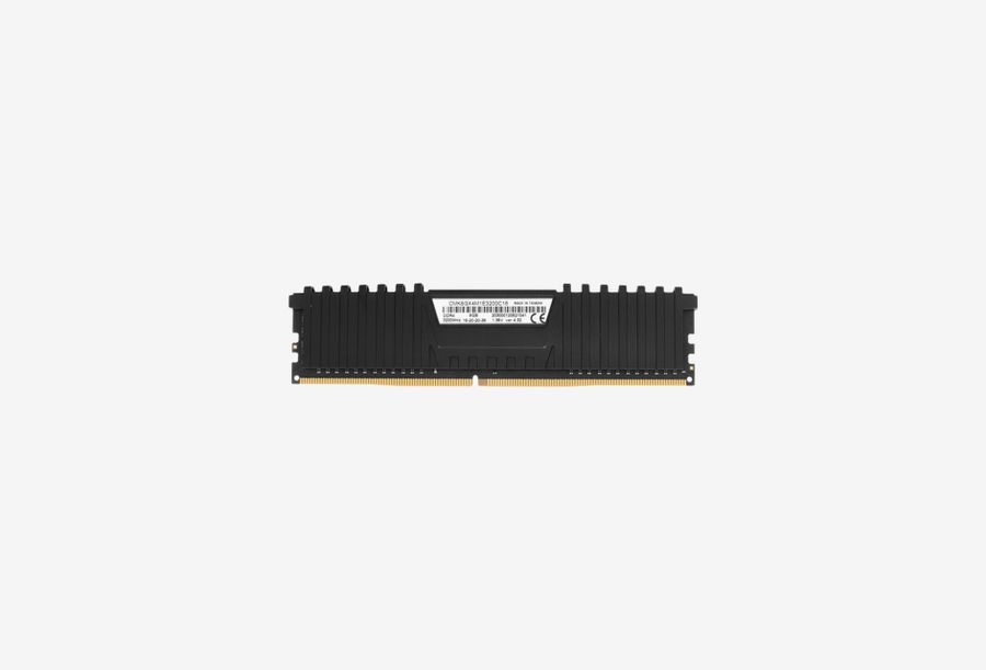 CMK8GX4M1E3200C16_0226709110647