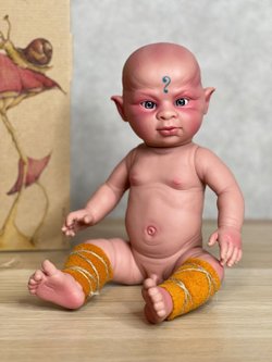 Кукла LAMAGIK виниловая 39см Efos Alien (40079)